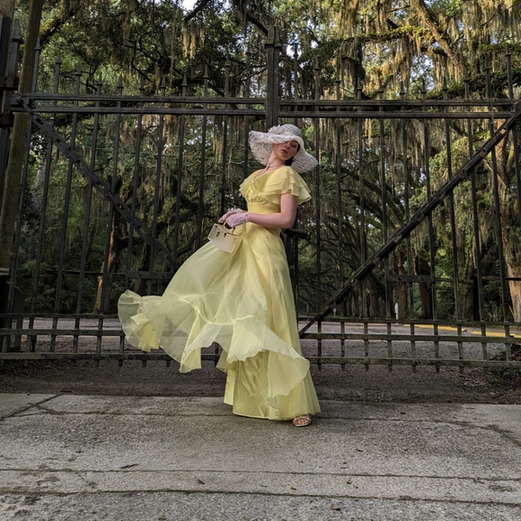 VINTAGE 1970's LONG Yellow Midi Dress - Picture 5 of 12